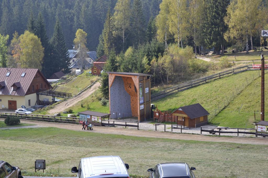 Verde Rosa Harrachov Bagian luar foto