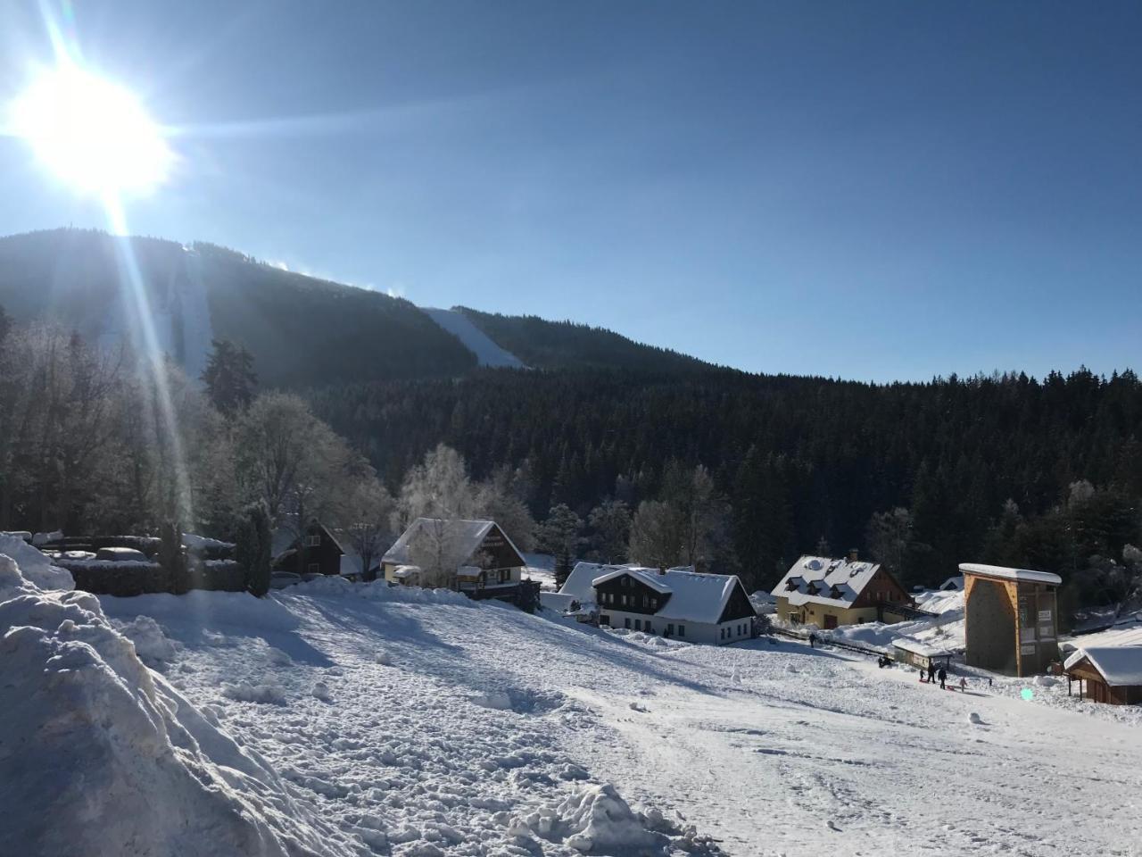 Verde Rosa Harrachov Bagian luar foto